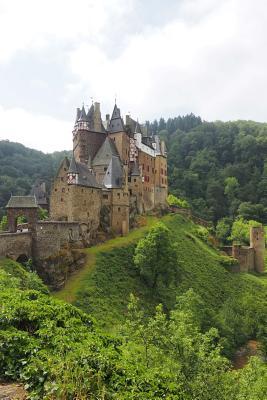 Download The 12th Century Eltz Castle in Germany: Blank 150 Page Lined Journal for Your Thoughts, Ideas, and Inspiration - NOT A BOOK | ePub